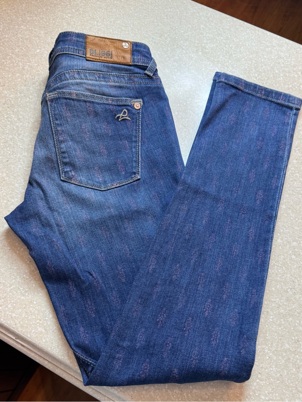 DL1961 Women's Blue Amanda Skinny Jeans (27)
